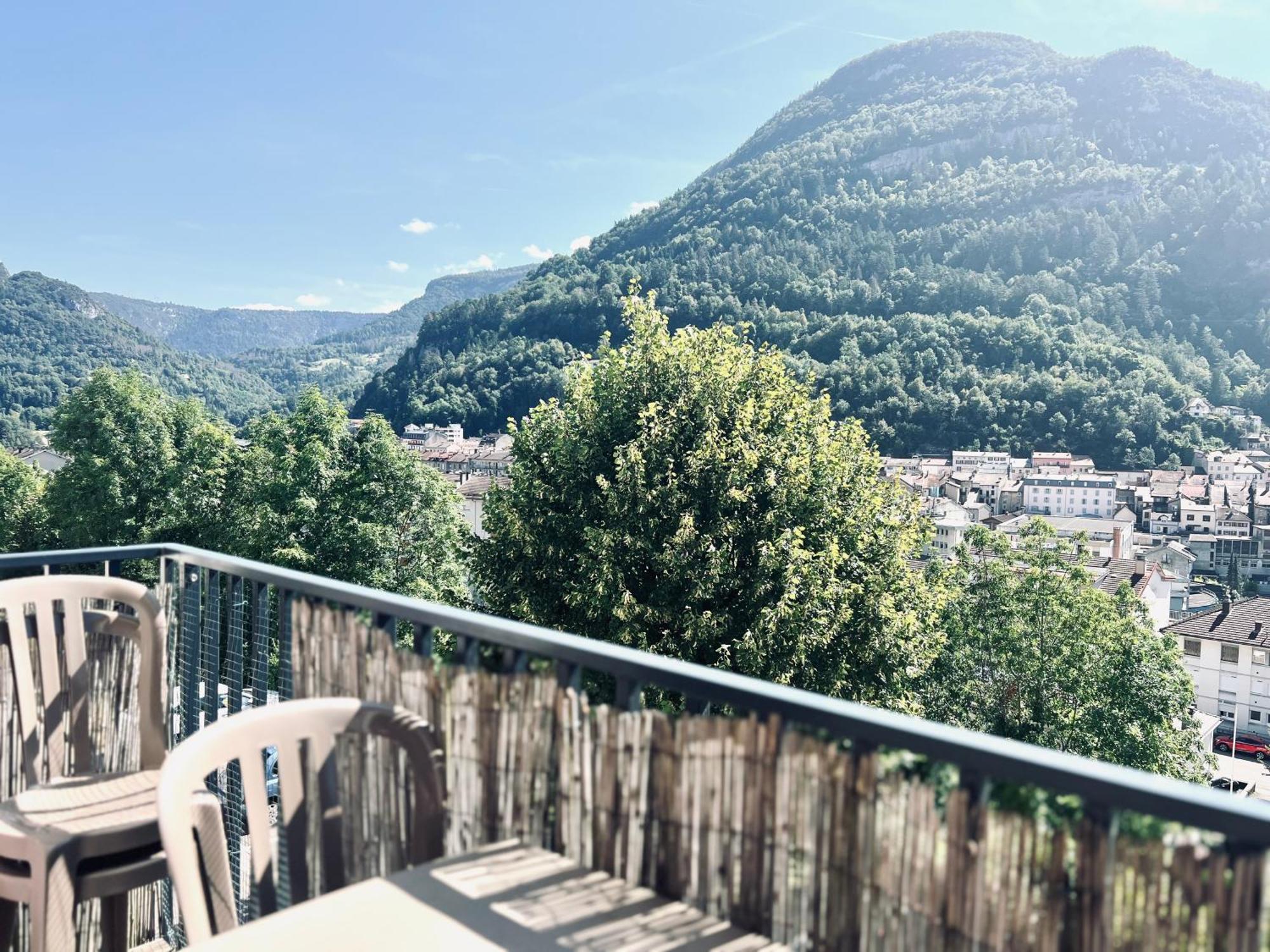 Le Balcon Du Boulevard Bellevue Saint-Claude Exteriér fotografie